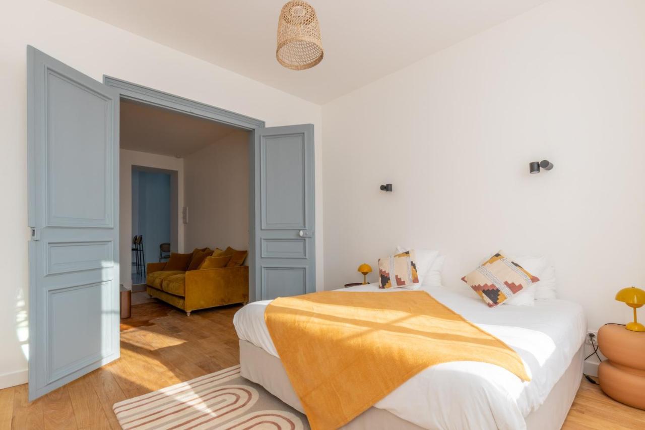 Appartement Porte Mars Reims Exteriör bild
