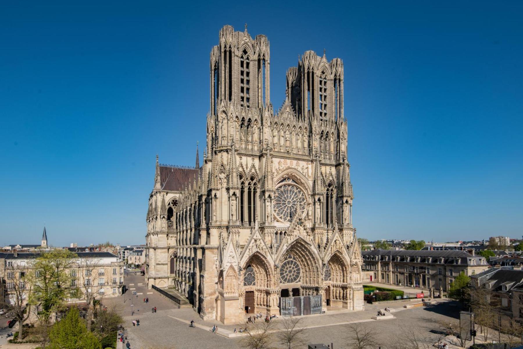 Appartement Porte Mars Reims Exteriör bild